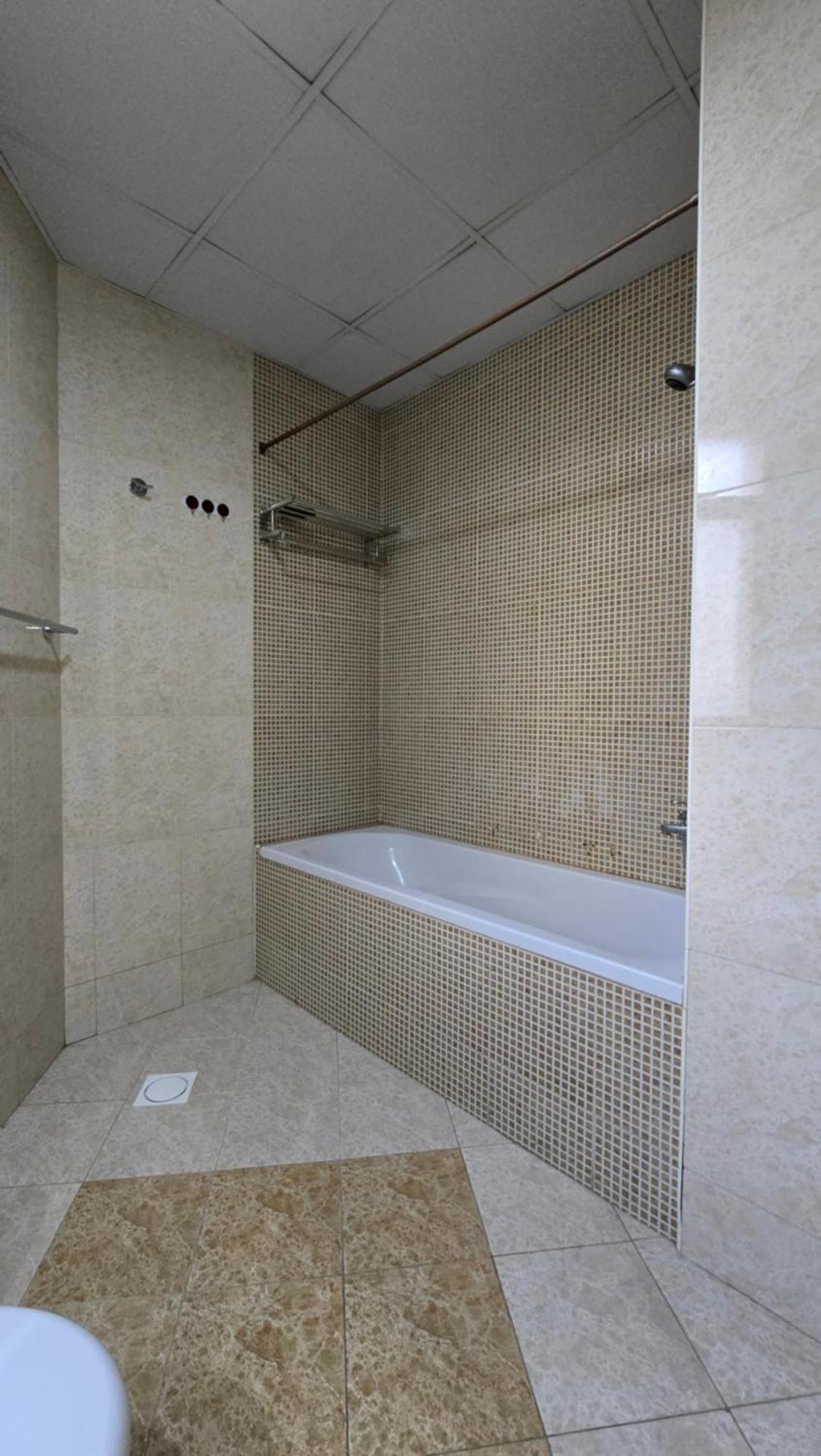 Fully Furnished Master Bedroom With Ensuite Washroom